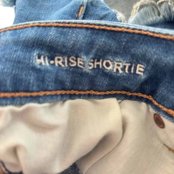 American Eagle Hi-Rise Shorties Shorts Super Stretch Size 8 Distressed Raw Hem - Picture 5 of 10